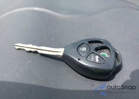 2013 Toyota Corolla S z USA, uszkodzony, nr VIN 5YFBU4EE4DP216194